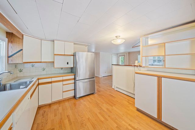508 Center St, Pembroke, MA 02359