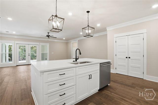 373 Ridgewood Park Drive S, Richmond Hill, GA 31324