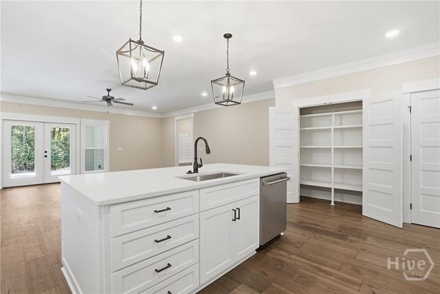 373 Ridgewood Park Drive S, Richmond Hill, GA 31324