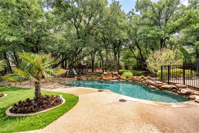 3451 Serendipity Hills Trail, Corinth, TX 76210