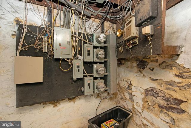 1574 MOUNT EPHRAIM AVE, Camden, NJ 08104