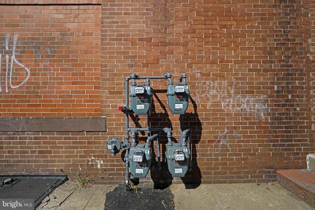 1574 MOUNT EPHRAIM AVE, Camden, NJ 08104