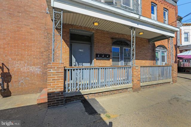 1574 MOUNT EPHRAIM AVE, Camden, NJ 08104