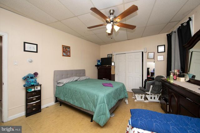 1574 MOUNT EPHRAIM AVE, Camden, NJ 08104