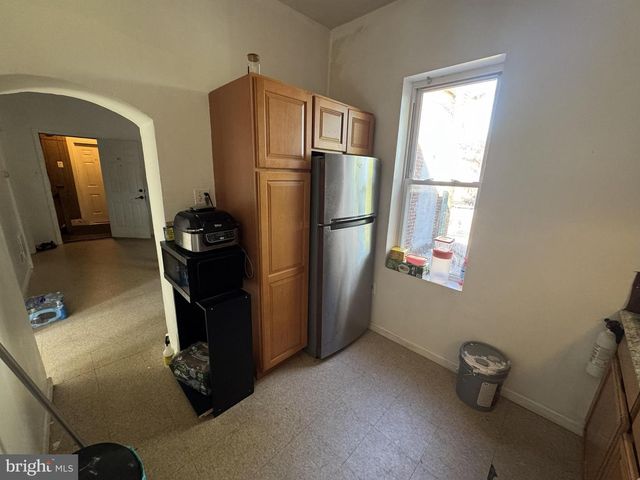 1574 MOUNT EPHRAIM AVE, Camden, NJ 08104