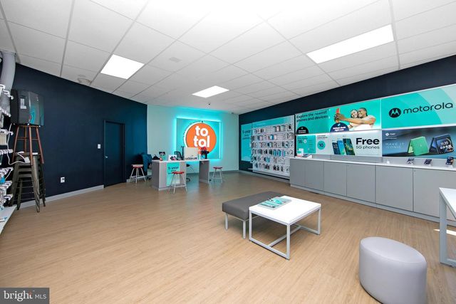 1574 MOUNT EPHRAIM AVE, Camden, NJ 08104