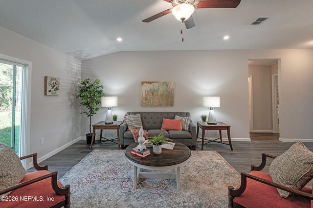 16243 MAIN Street, Jacksonville, FL 32218