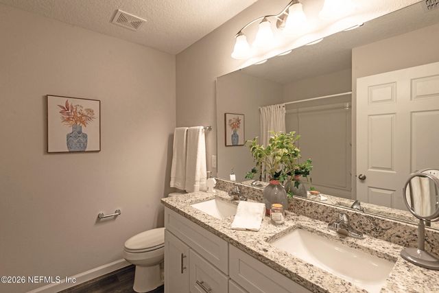 16243 MAIN Street, Jacksonville, FL 32218