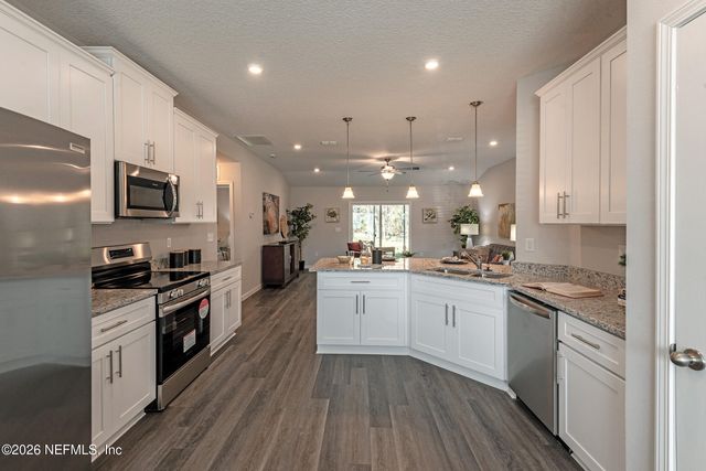 16243 MAIN Street, Jacksonville, FL 32218