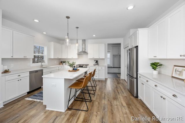 3361 Box Elder Drive, Jenison, MI 49428