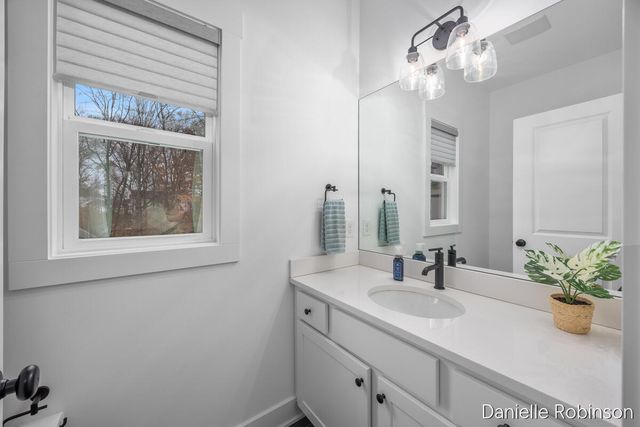 3361 Box Elder Drive, Jenison, MI 49428