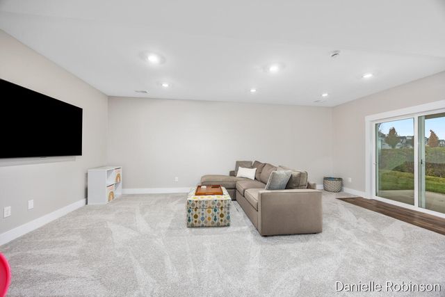 3361 Box Elder Drive, Jenison, MI 49428