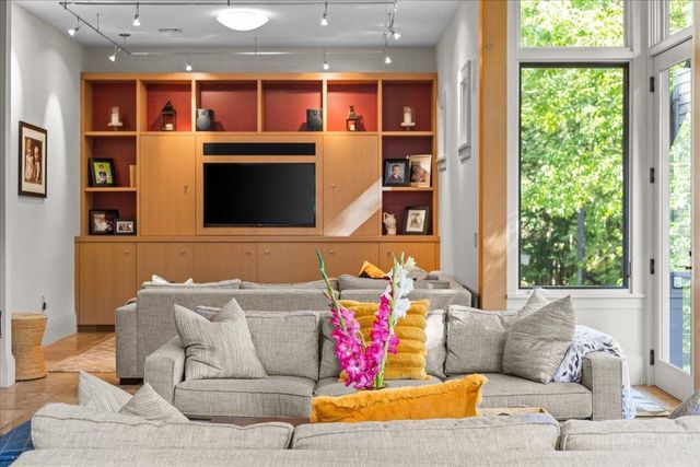 961 Little River Farm Road, Stowe, VT 05672