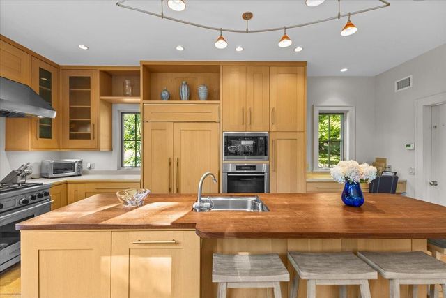 961 Little River Farm Road, Stowe, VT 05672