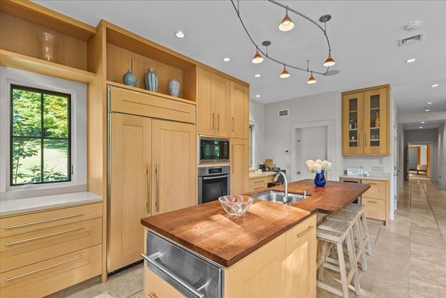 961 Little River Farm Road, Stowe, VT 05672