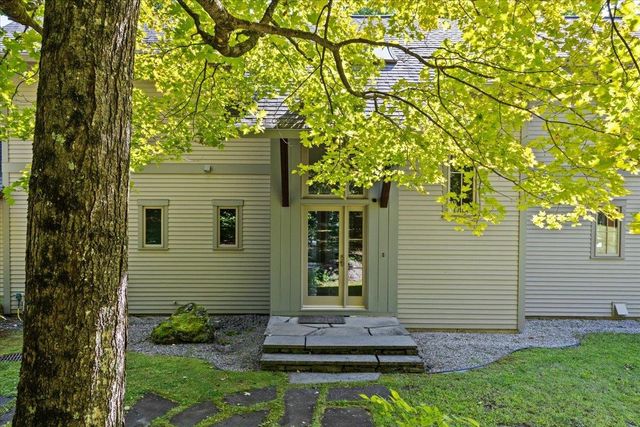 961 Little River Farm Road, Stowe, VT 05672