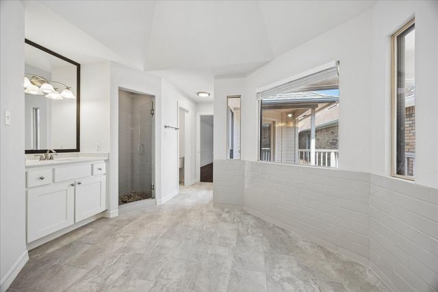 56 Bayou Pointe Drive, Houston, TX 77063