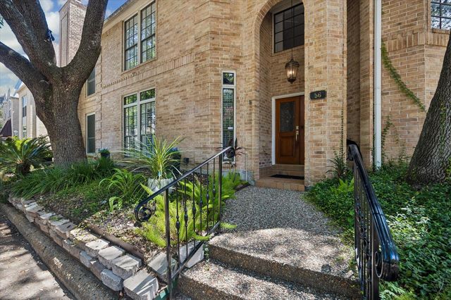 56 Bayou Pointe Drive, Houston, TX 77063