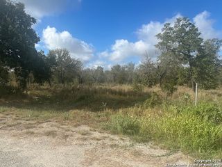 665 Clear Lake, Poteet, TX 78065
