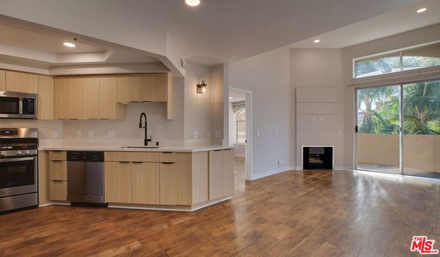 7660 Beverly Boulevard 169, Los Angeles, CA 90036