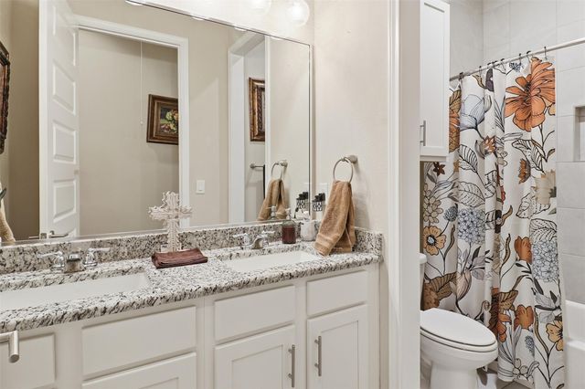 103 Kings WAY, Horseshoe Bay, TX 78657