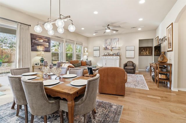 103 Kings WAY, Horseshoe Bay, TX 78657