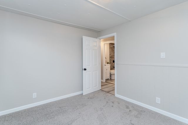 111 Malibu Dr, Springfield, MA 01128