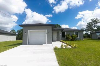 1125 Deauville ST E, Lehigh Acres, FL 33974