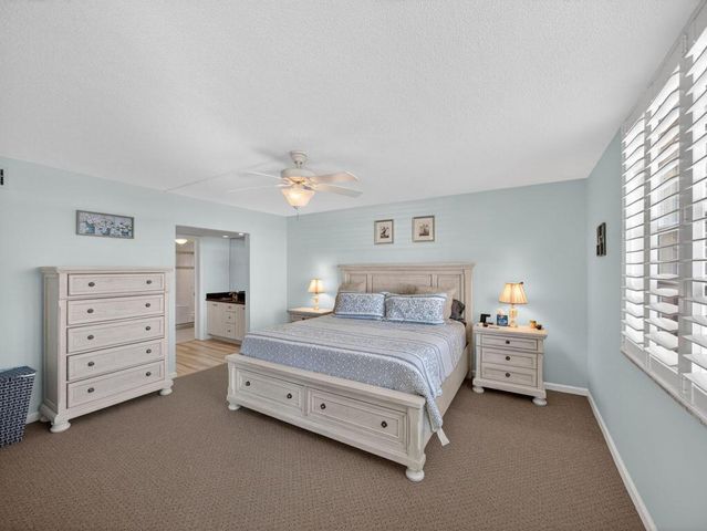 801 Lake Shore Drive 405, Lake Park, FL 33403