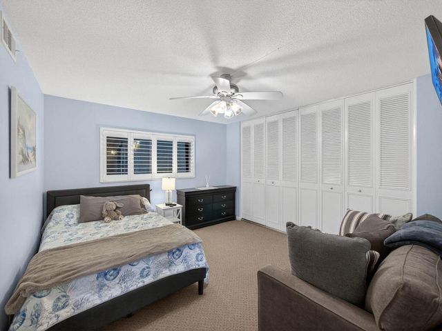 801 Lake Shore Drive 405, Lake Park, FL 33403