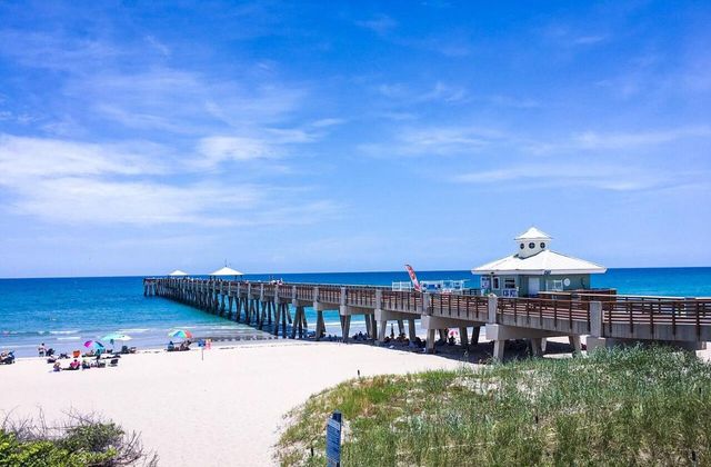 801 Lake Shore Drive 405, Lake Park, FL 33403