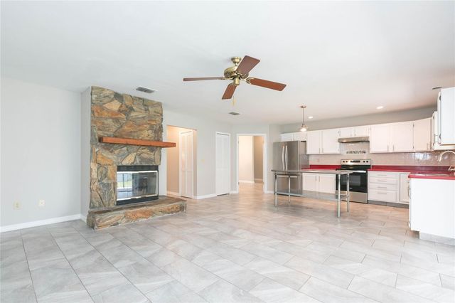18306 FELSPAR WAY, Tampa, FL 33647