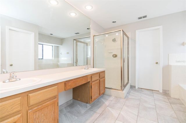 18306 FELSPAR WAY, Tampa, FL 33647
