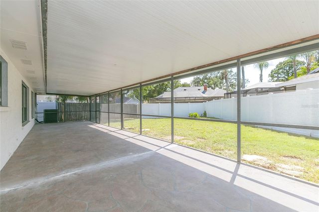 18306 FELSPAR WAY, Tampa, FL 33647
