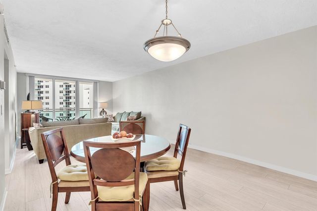 3000 S Ocean Drive 714, Hollywood, FL 33019