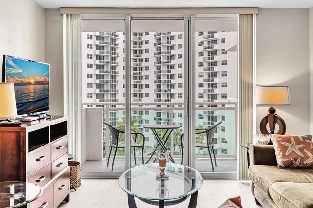 3000 S Ocean Drive 714, Hollywood, FL 33019