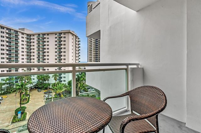 3000 S Ocean Drive 714, Hollywood, FL 33019