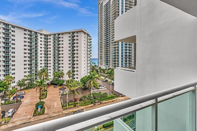 3000 S Ocean Drive 714, Hollywood, FL 33019