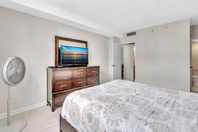 3000 S Ocean Drive 714, Hollywood, FL 33019