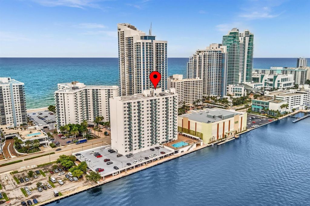 3000 S Ocean Drive 714, Hollywood, FL 33019