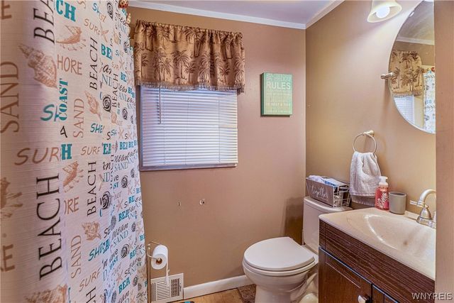 23 Laura Court, Cheektowaga, NY 14227