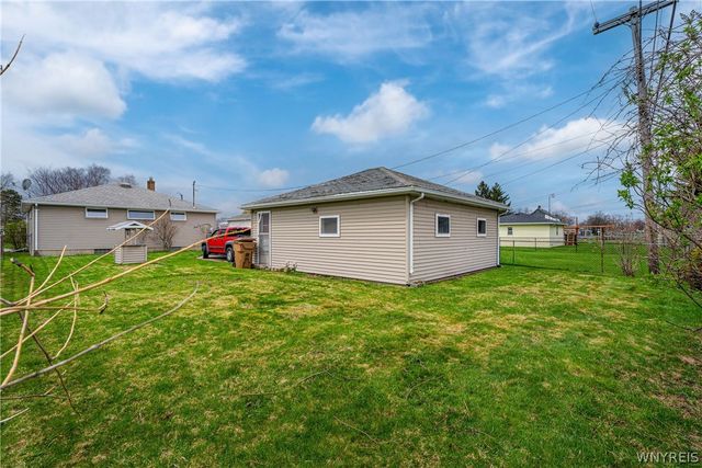 23 Laura Court, Cheektowaga, NY 14227