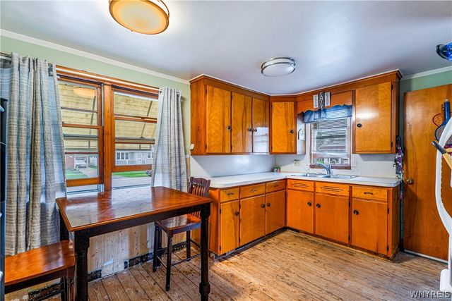 23 Laura Court, Cheektowaga, NY 14227
