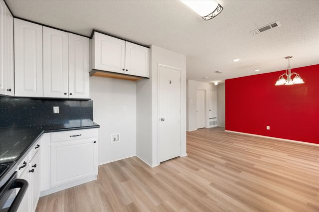 9917 Blue Bell Drive, Fort Worth, TX 76108