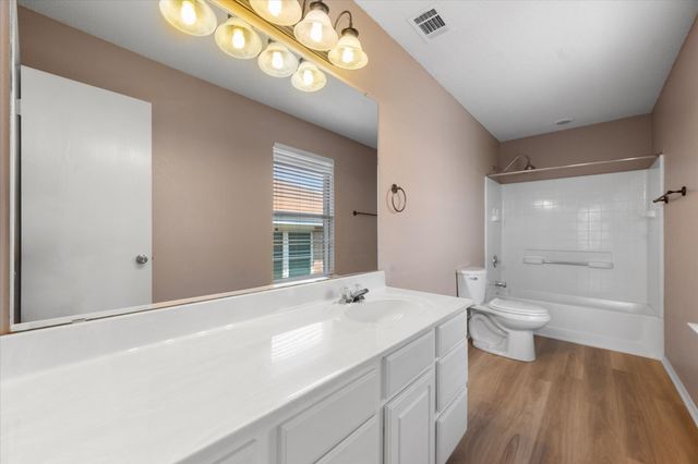 9917 Blue Bell Drive, Fort Worth, TX 76108