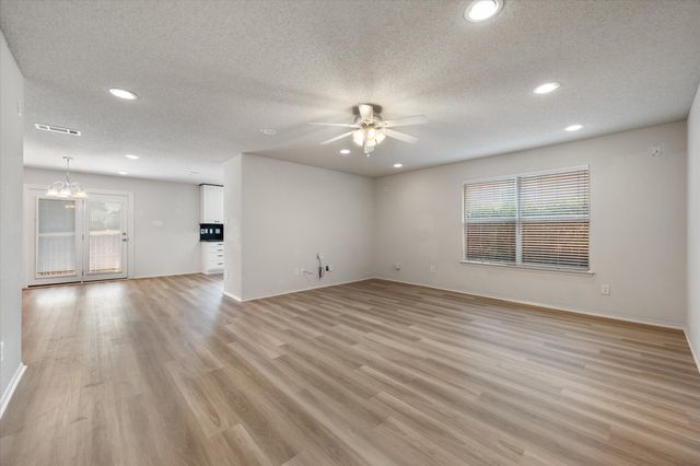 9917 Blue Bell Drive, Fort Worth, TX 76108