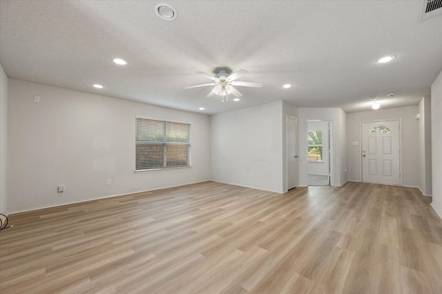 9917 Blue Bell Drive, Fort Worth, TX 76108