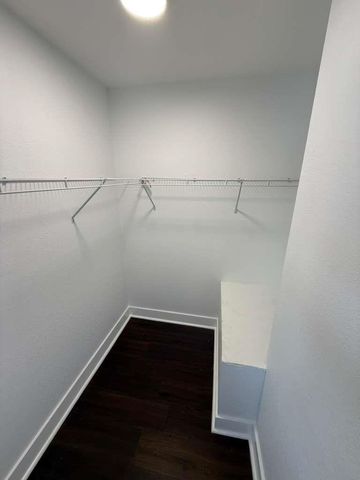 900 E Tiffany Dr 3, West Palm Beach, FL 33407