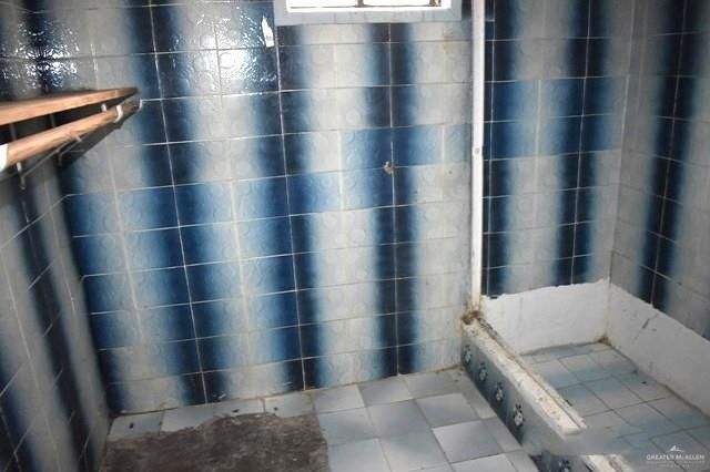 1851 E 3 Mile Line Road, Penitas, TX 78576