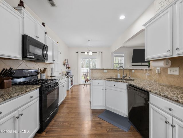 704 Oleander Street, Jacksonville, NC 28540